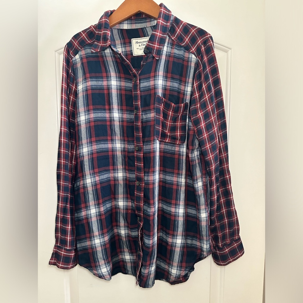 Abercrombie Flannel- Button Down Flannel. Size: Medium